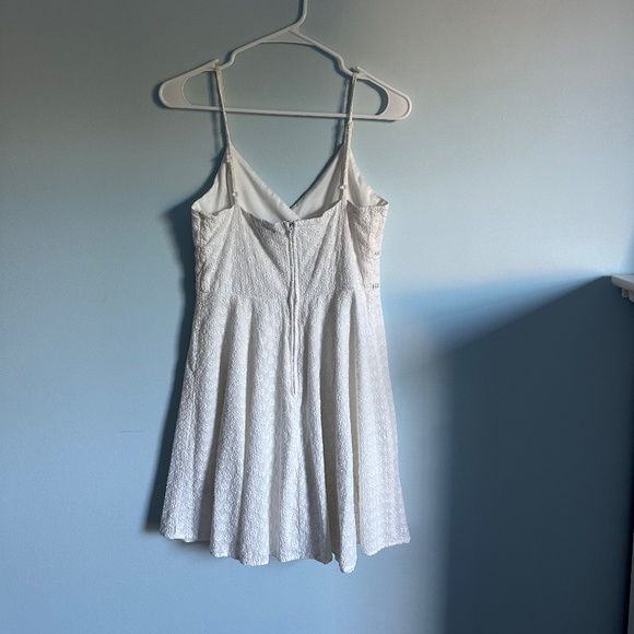 Francescas - White floral dress, size medium - Picture 2 of 2